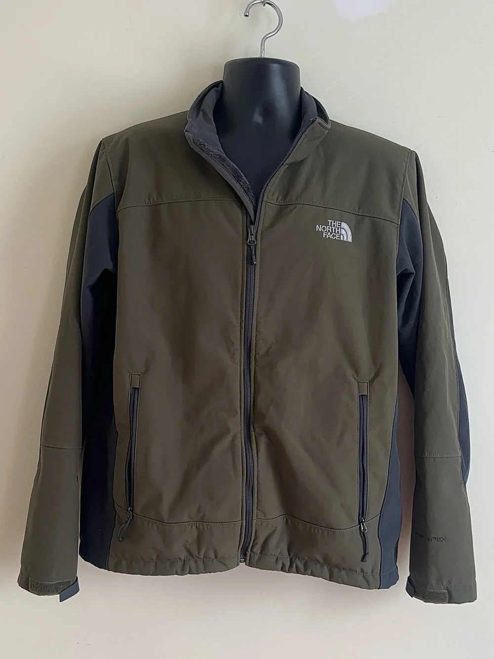 The North Face Apex Bionic Softshell Jacket Men’s Large Green Gray Full Zip